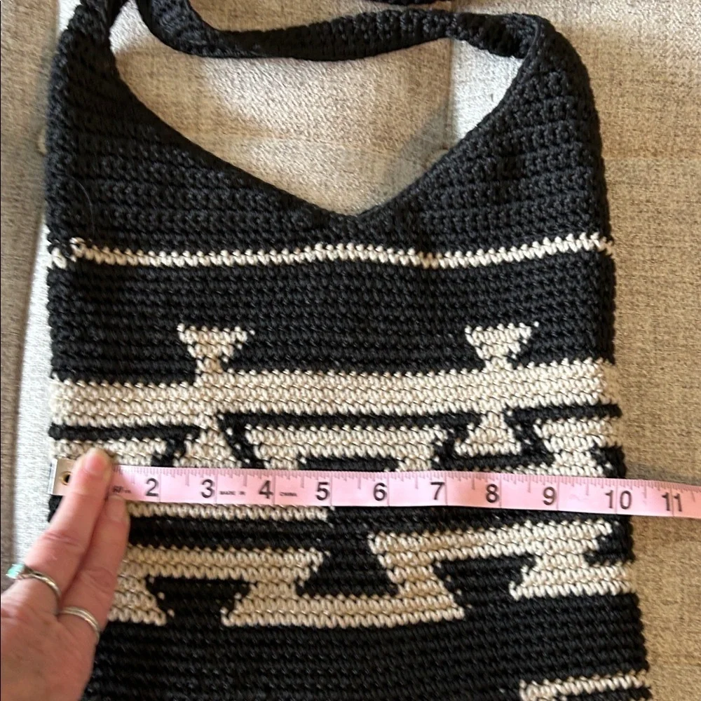 THE SAK BLACK & TAN HOBO HAND CROCHETED BAG MADE IN BALI